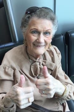 Jeanne Lorraine Flohr